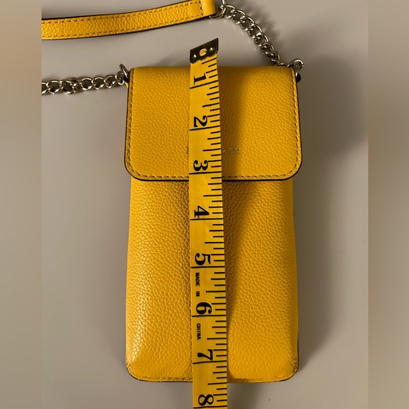 Kate Spade yellow phone crossbody - Picture 5 of 6